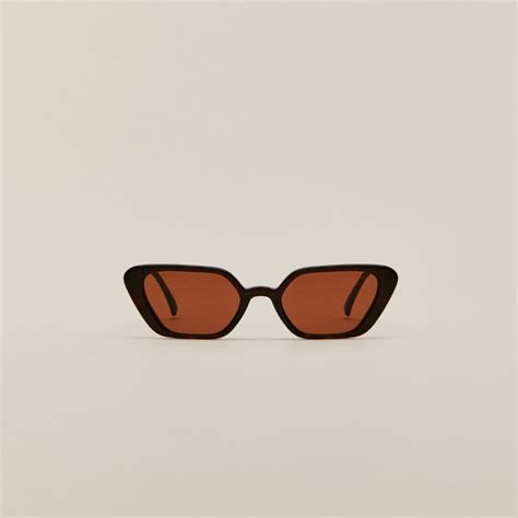 jimmy fairly oval sunglasses|jimmy fairly eye test.